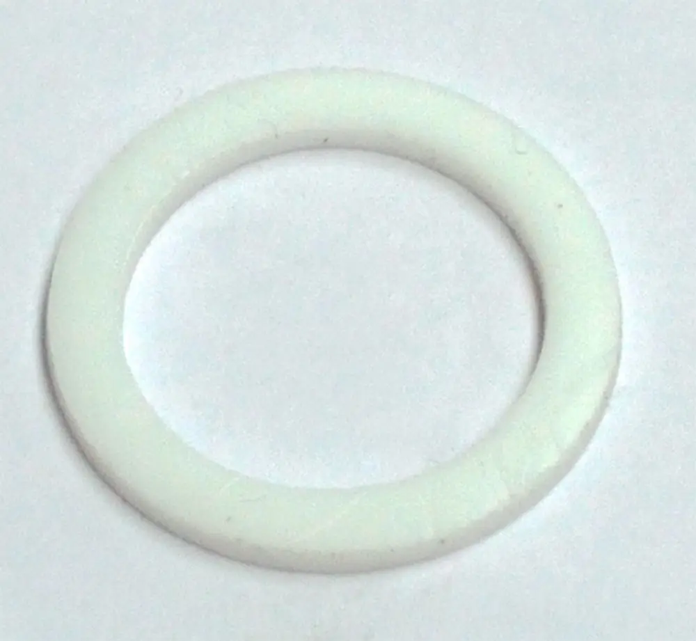 Daikin-Dichtung in Form eines flachen, weißen Rings auf hellem Hintergrund. Sie dient zur Abdichtung in Heiz- und Kühlsystemen.